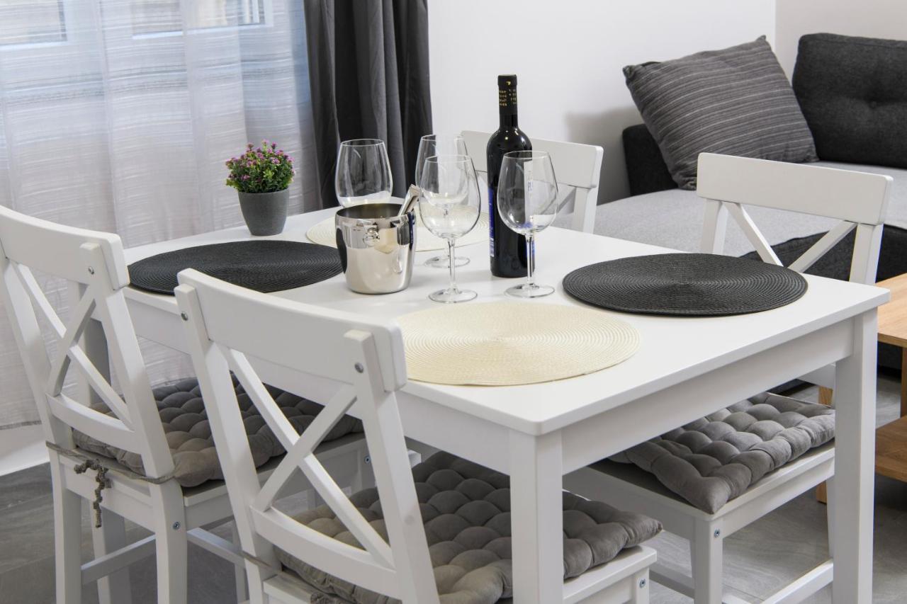 Apartment Delalle Split Buitenkant foto