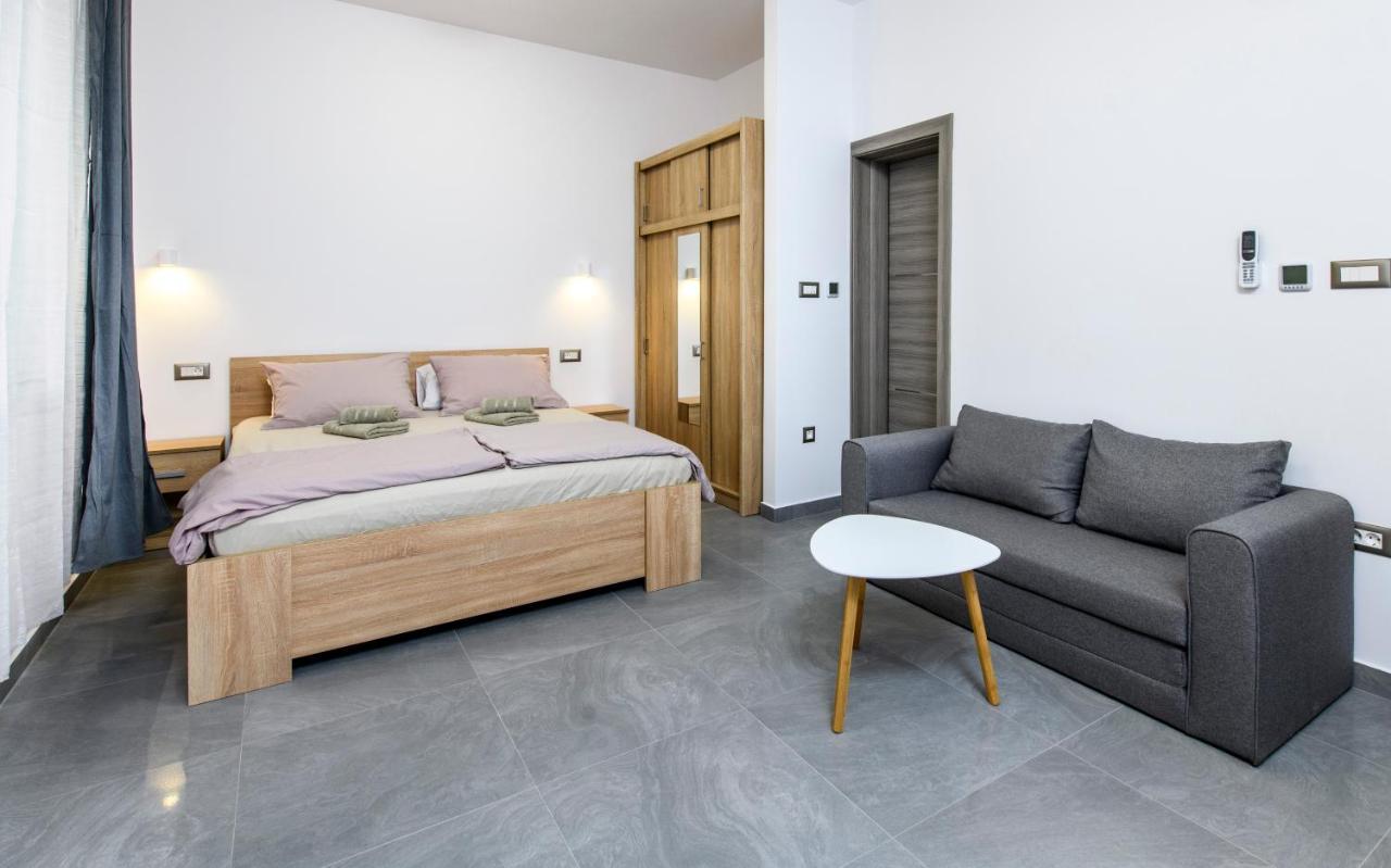 Apartment Delalle Split Buitenkant foto
