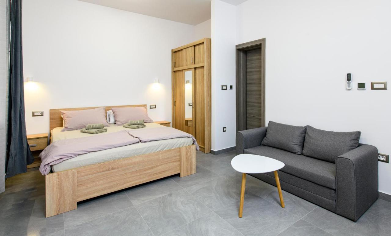 Apartment Delalle Split Buitenkant foto